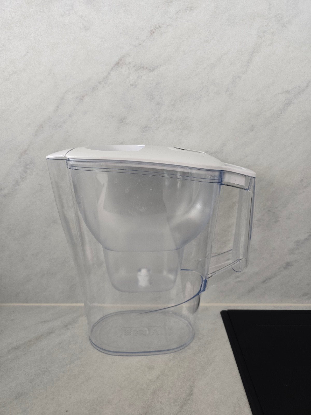 Zo goed als nieuwe Brita Aluna waterfilterkan, Ophalen, Overige typen, Kunststof, Zo goed als nieuw