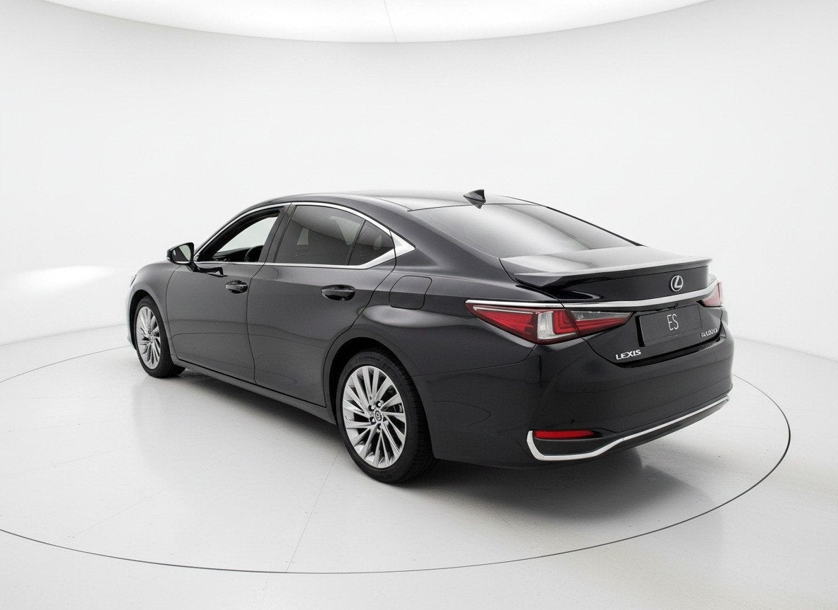 Lexus ES 300h President Line | Mark Levinson | 360 Camera, 12 maanden, Gebruikt, 4 cilinders, 1655 kg