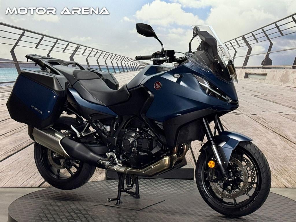 HONDA NT 1110 DCT (bj 2024) 10.234 km NIEUWSTAAT NT1100, HONDA, Bedrijf, Onbekend, Toermotor