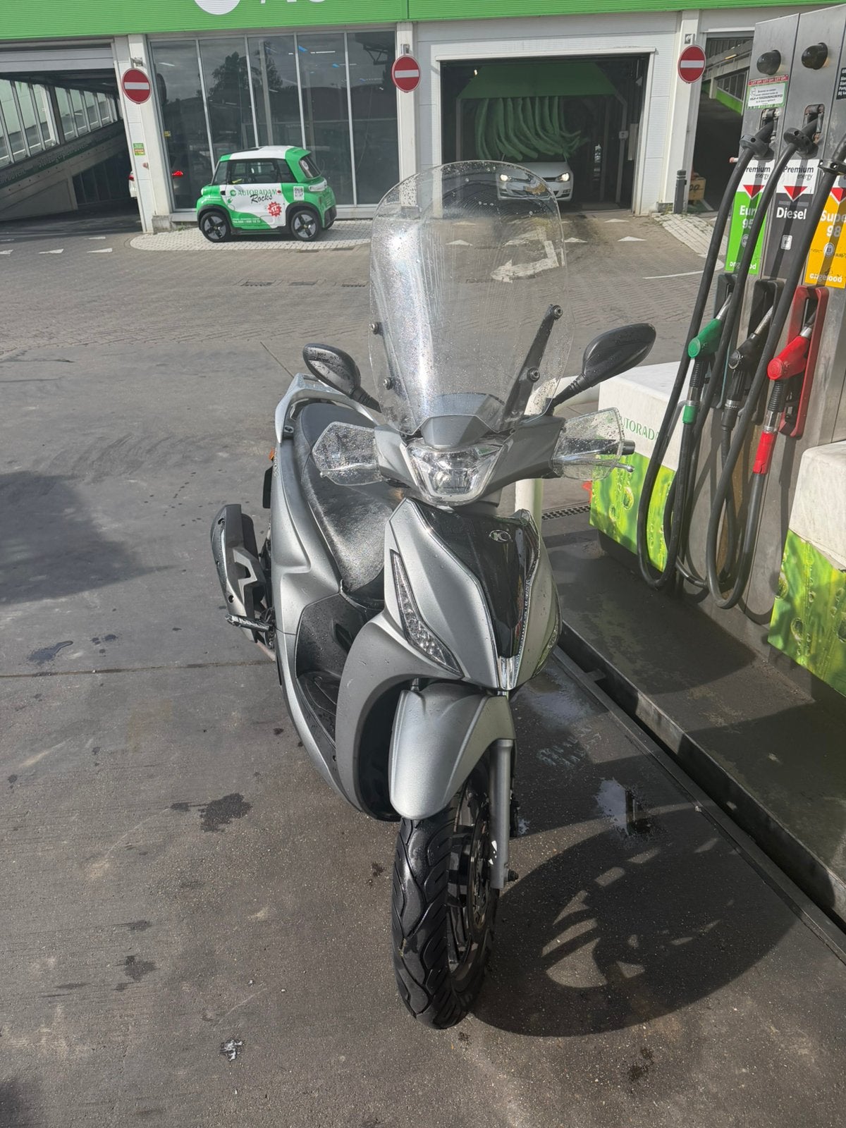 people s 200cc, Ophalen of Verzenden, Zo goed als nieuw, Benzine, Neo's