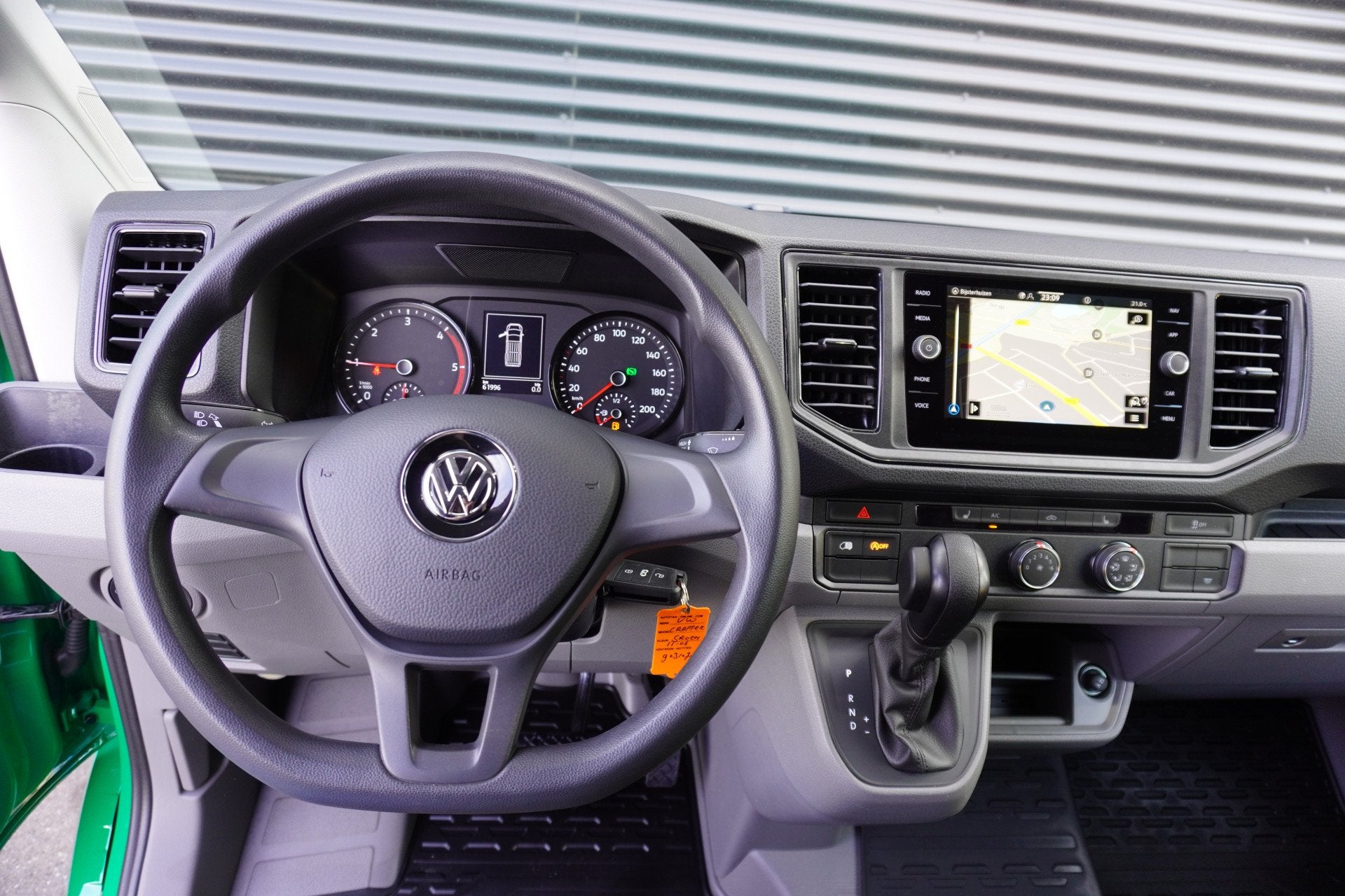 Volkswagen Crafter 163pk RWD Automaat L3H2/L2H1 Apple carpla, Auto's, Gebruikt, 4 cilinders, Volkswagen, Bedrijf