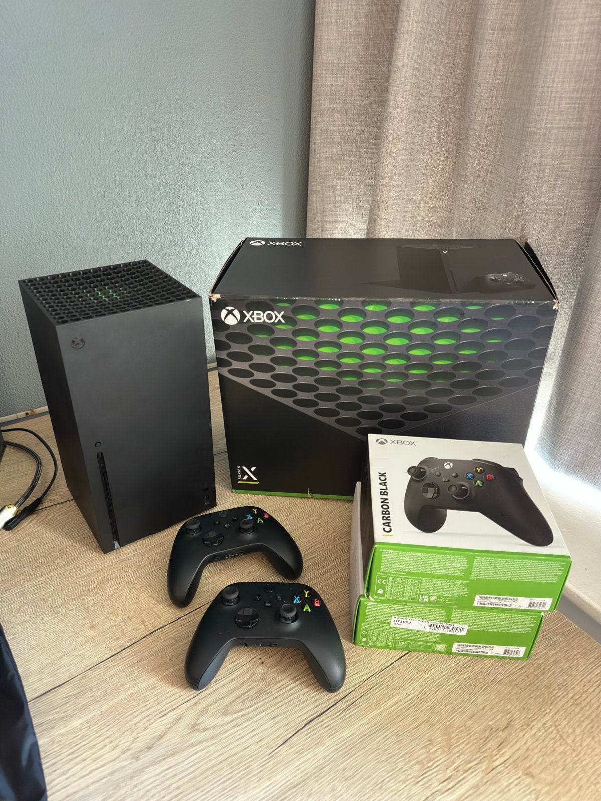 Xbox Series X met 2 controllers, doos en games, Ophalen, Zo goed als nieuw, Xbox Series X
