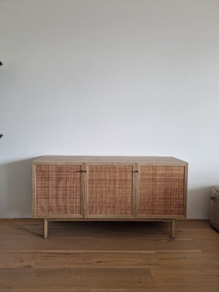 Dressoir van MADE, hout & rattan, Ophalen, 100 tot 150 cm, Zo goed als nieuw, Modern cozy, boho chic