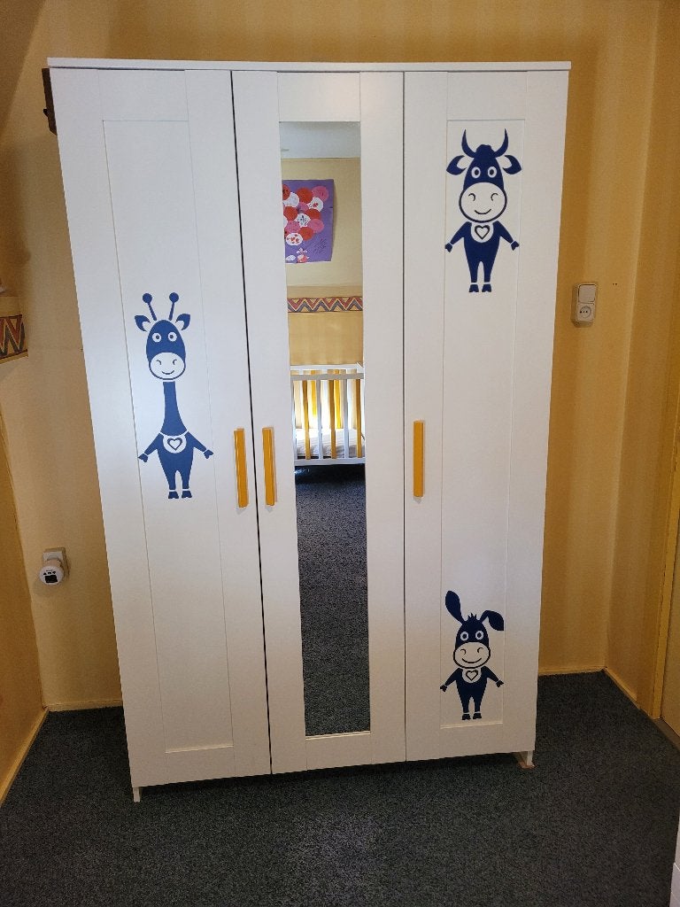 Witte kledingkast met spiegel, Ophalen, Overige materialen, Met deur(en), Gebruikt