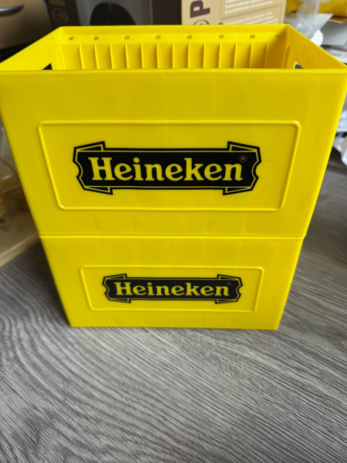 Heineken Gele Kratjes - Set van 2, Verzamelen, Ophalen of Verzenden, Gebruikt, Gebruiksvoorwerp