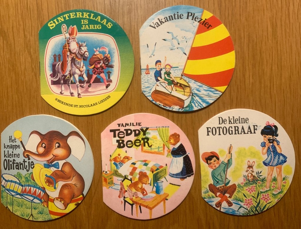 Remia Kleine ronde Boekjes - Keesmaat NV jaren 70/80 vintage