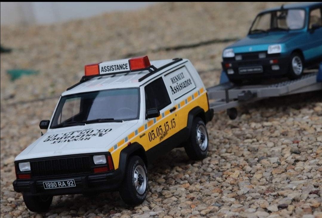 1:18 2x Jeep Cherokee 4x4 Ottomobile SETPRIJS: 160.00 EURO!, Ophalen of Verzenden, Nieuw, Auto, OttOMobile