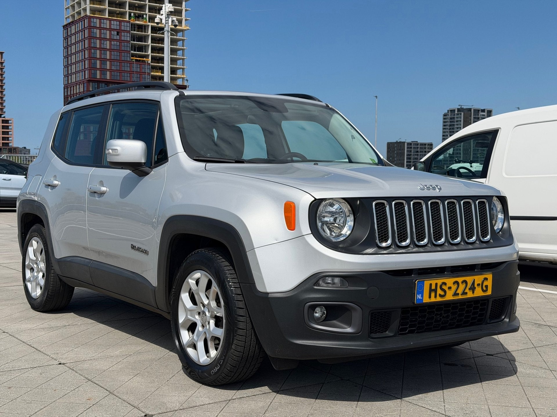 Jeep Renegade 1.4 MultiAir Freedom 1e Eig Automaat Clima Cru, Gebruikt, 4 cilinders, Origineel Nederlands, 600 kg