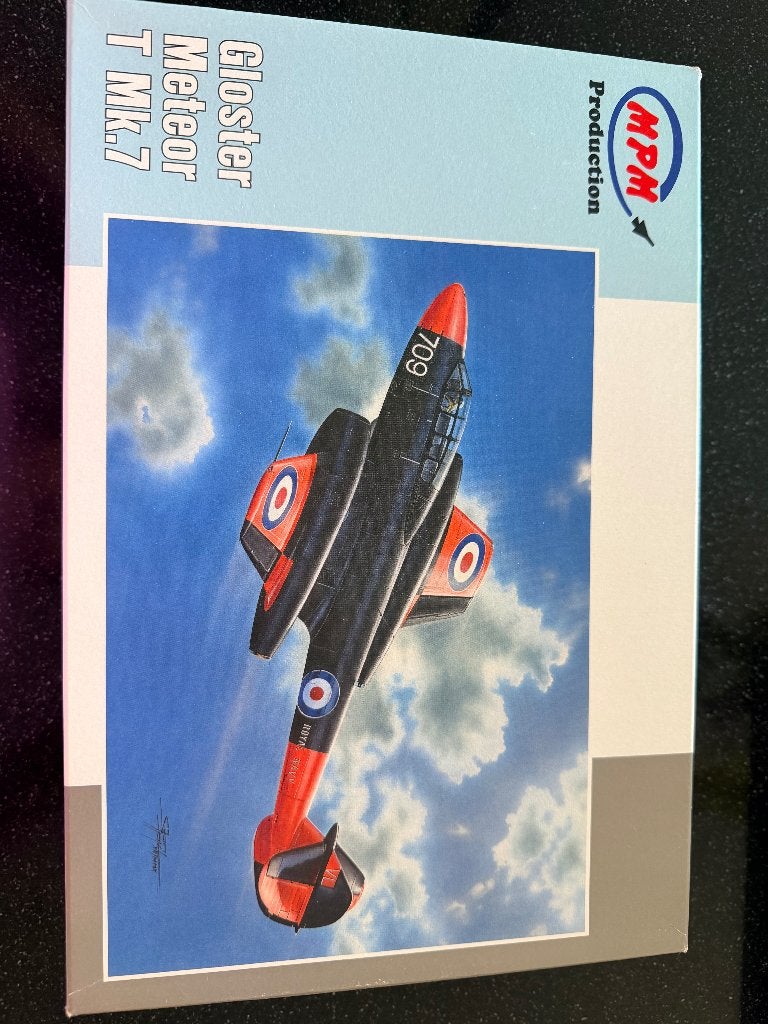 MPM Gloster Meteor T Mk.7 – 1:72 – Nieuw, Hobby en Vrije tijd, Modelbouw | Vliegtuigen en Helikopters, Nieuw, Vliegtuig, 1:72 tot 1:144