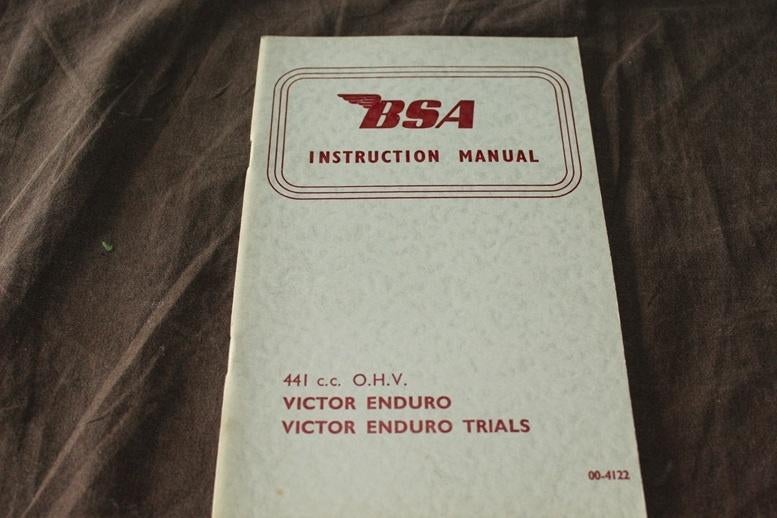 BSA Victor Enduro 441cc 1966 motorcycle instruction manual, Motoren, Ophalen of Verzenden, Overige merken