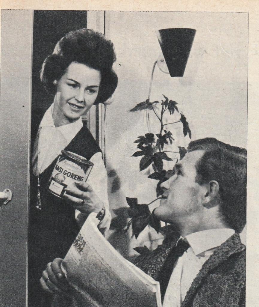 Retro reclame 1963 Koenvisser nasi en bami Chinese keuken, Verzenden, Overige typen