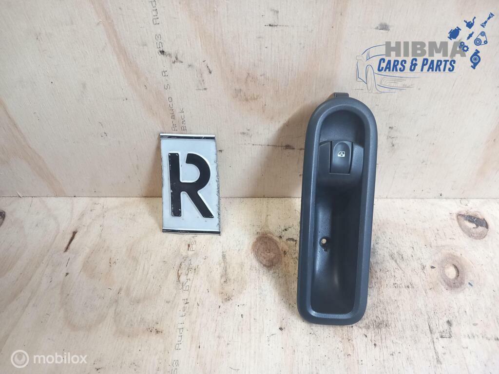 Renault Twingo II Raamschakelaar Rechts 8200356517B 08 - 14, Gebruikt, Renault, Ophalen of Verzenden, Renault