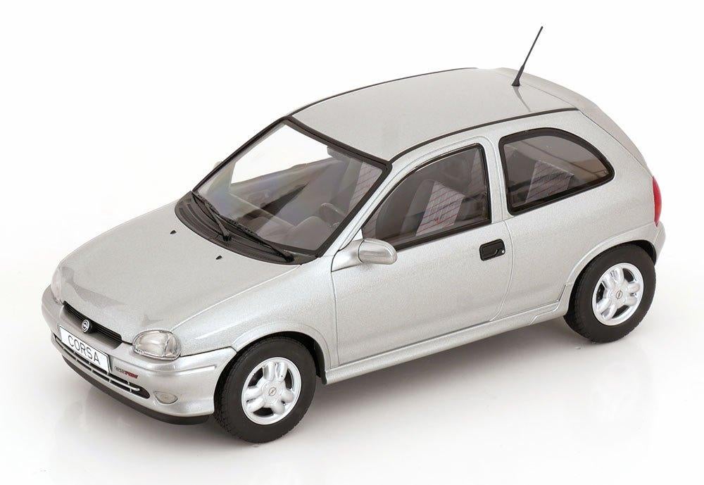 Opel Corsa B 1993-2000 Zilver 1-18 MCG Models, Overige merken, Tschuiten@hotmail.com, Duitsland, Auto