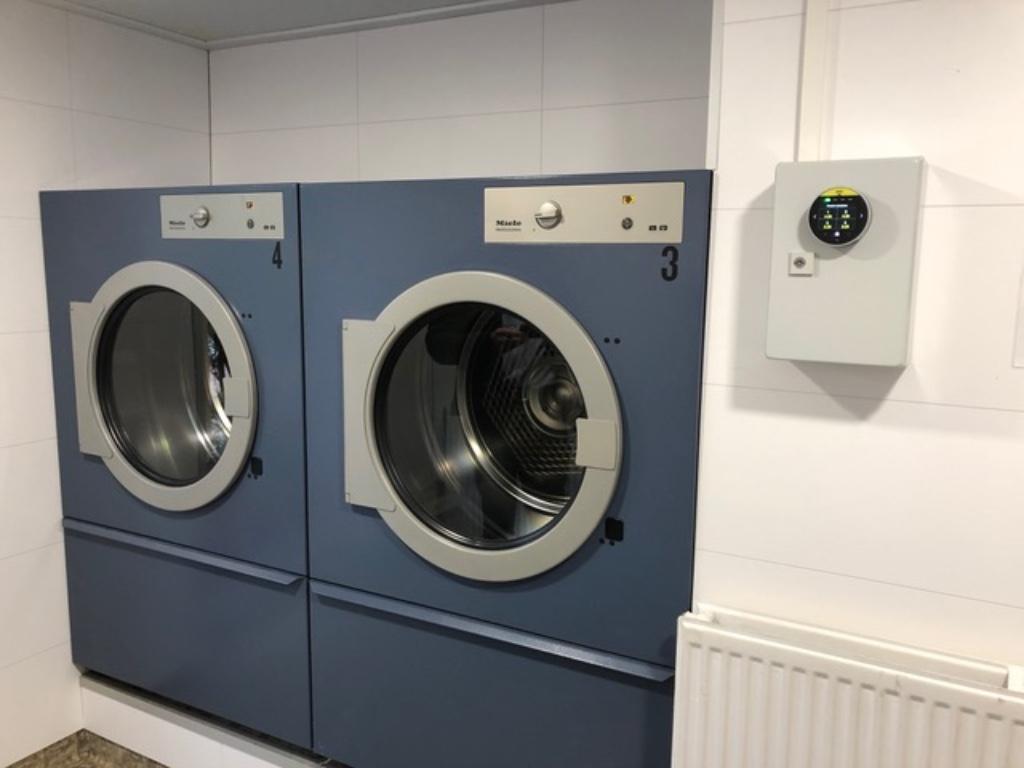 Miele Professional automaten met contacloos betaalsysteem, Witgoed en Apparatuur, Wasmachines, Ophalen, Gebruikt, Voorlader