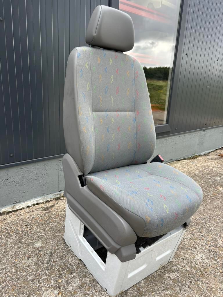 stoel rechts vast volkswagen crafter mercedes sprinter, Auto-onderdelen, Interieur en Bekleding, Ophalen of Verzenden, Volkswagen