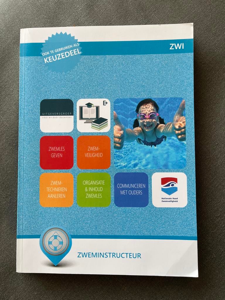 Zweminstructeur boek - Leer zwemmen geven!, Boeken, Ophalen of Verzenden, Zo goed als nieuw, Niet van toepassing