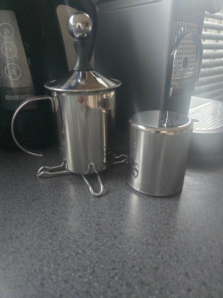Koffie opschuimen & kaneelpotje, Witgoed en Apparatuur, Melkopschuimers, Ophalen of Verzenden