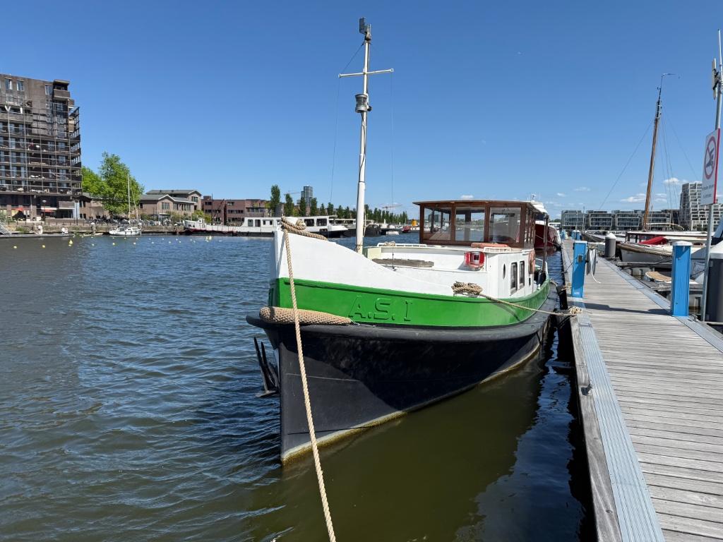 Sleepboot A.S.1 / woonboot, Watersport en Boten, Motorboten en Motorjachten, Ophalen, Gebruikt, Keuken