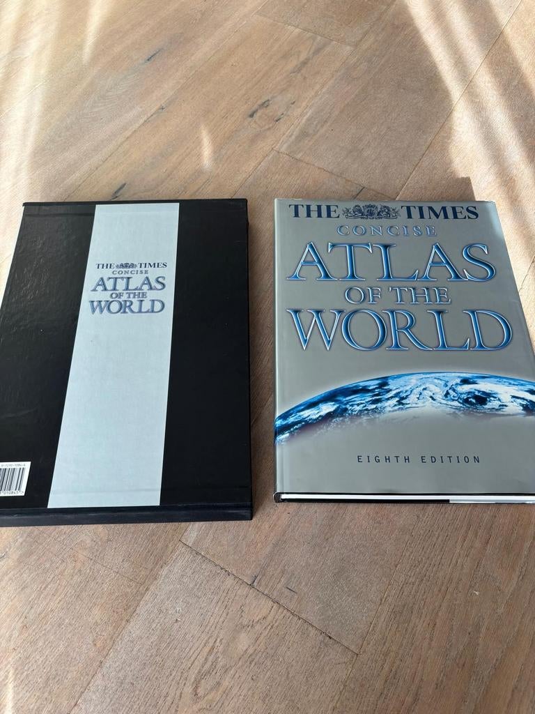 The Times Concise Atlas of the World - Achtste Editie, Overige atlassen, 2000 tot heden, Ophalen of Verzenden, Zo goed als nieuw