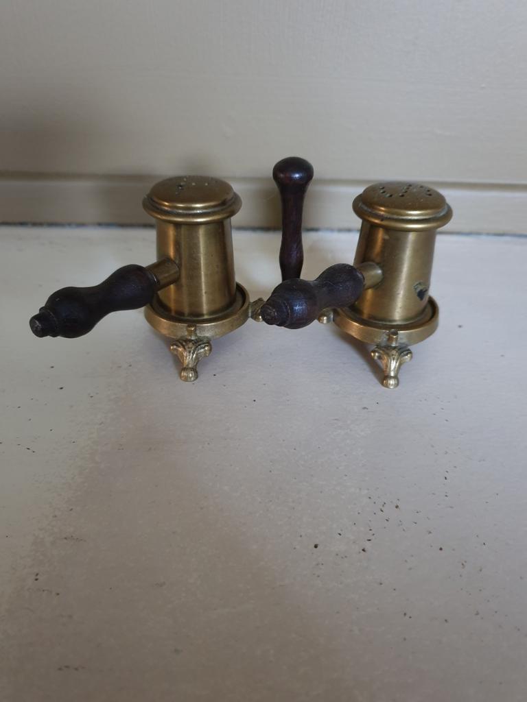 Antiek messing peper en zout stelletje, Antiek en Kunst, Ophalen of Verzenden