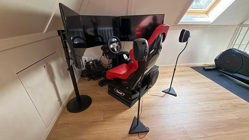Complete Race Simulator Set - Rseat, Logitech, Buttkicker, Spelcomputers en Games, Ophalen, Gebruikt