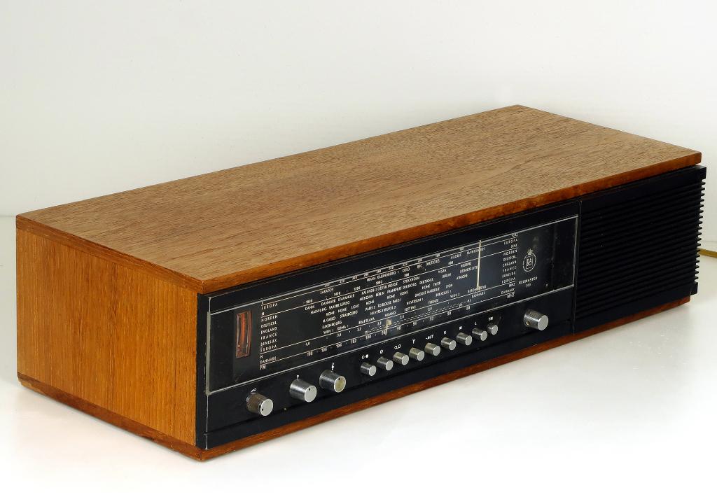 Vintage Beomaster 700K: BANG & OLUFSEN, Ophalen of Verzenden, Gebruikt, Radio