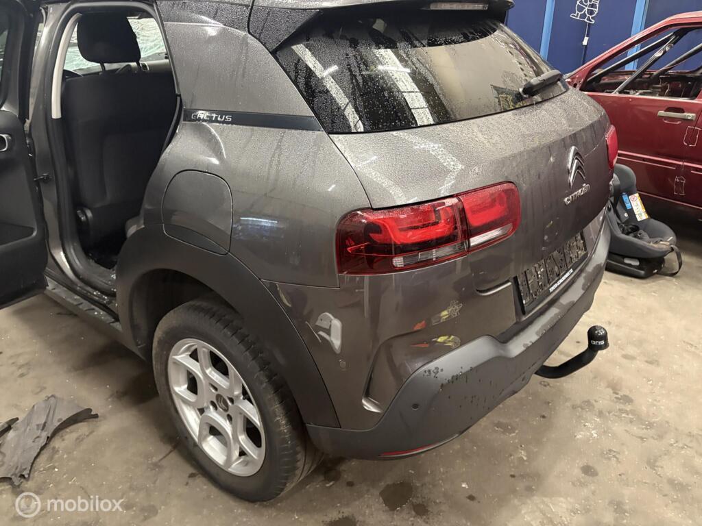 Achterlicht linksbuiten Citroen C4 Cactus II ('18-'20), Citroën, Lemelerbergweg 12, 1101 AJ Amsterdam, Ophalen of Verzenden, Services4you@stellantis-finance.com