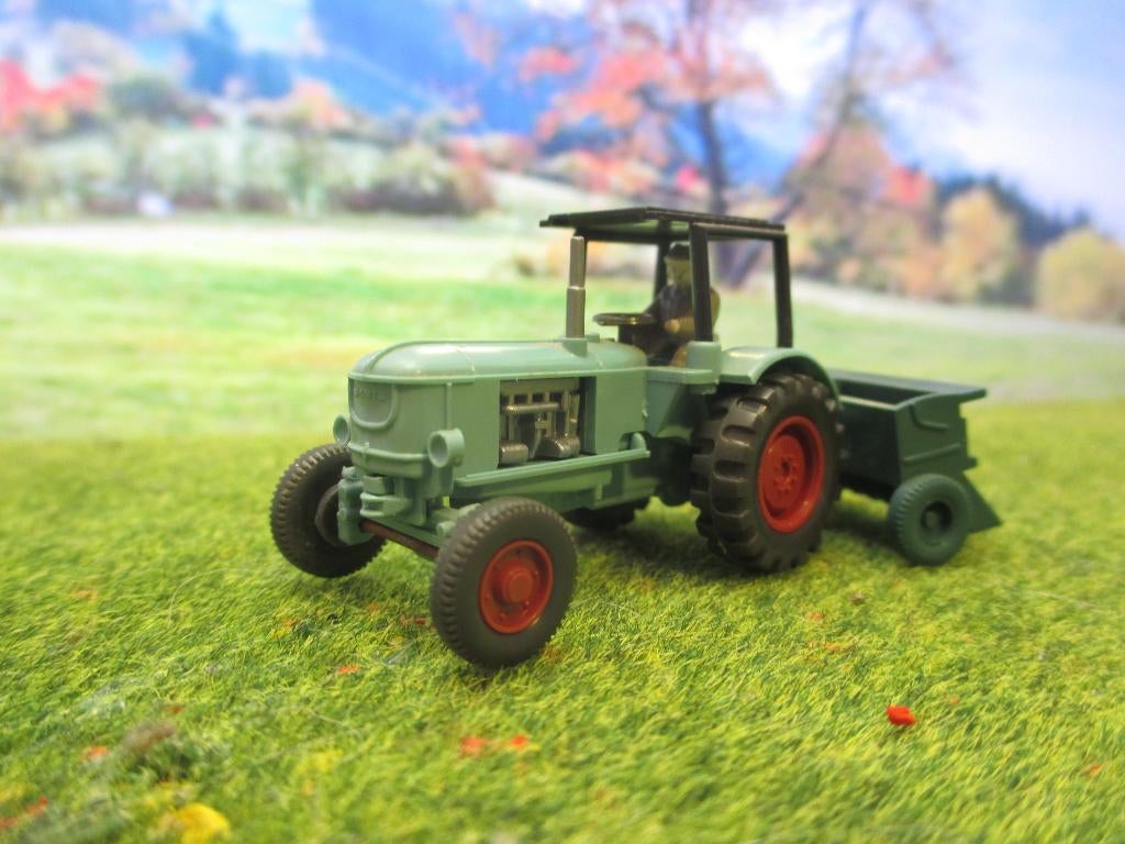 Deutz F4L tractor - Wiking 383 turqoise met zaaimachine, Ophalen of Verzenden, Zo goed als nieuw, Hijskraan, Tractor of Landbouw
