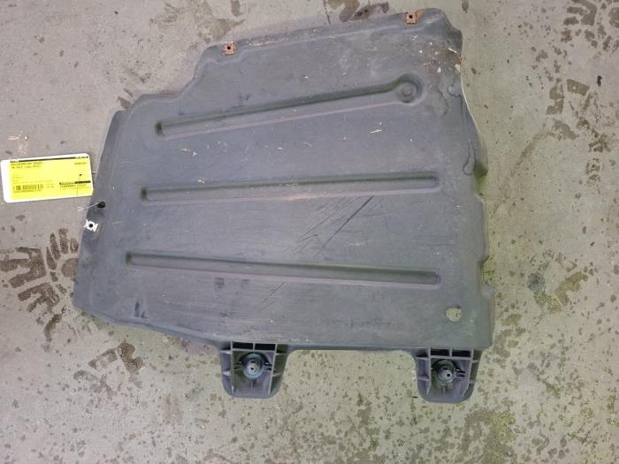 Beschermplaat bodem van een Volkswagen Golf, Gebruikt, -, -, -