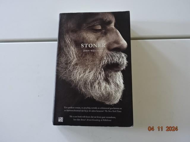 STONER.....John Williams, Ophalen, Zo goed als nieuw, Amerika