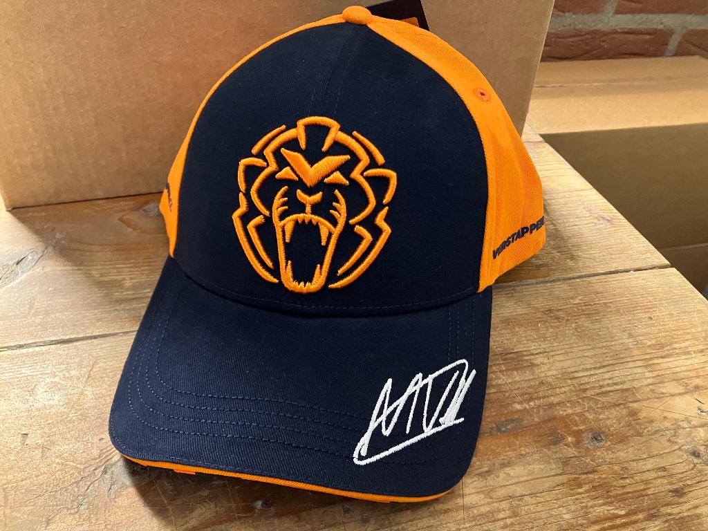 ✅ Max Verstappen Orange Lion Fancap 2025 Red Bull Racing, Ophalen of Verzenden, Nieuw, Formule 1