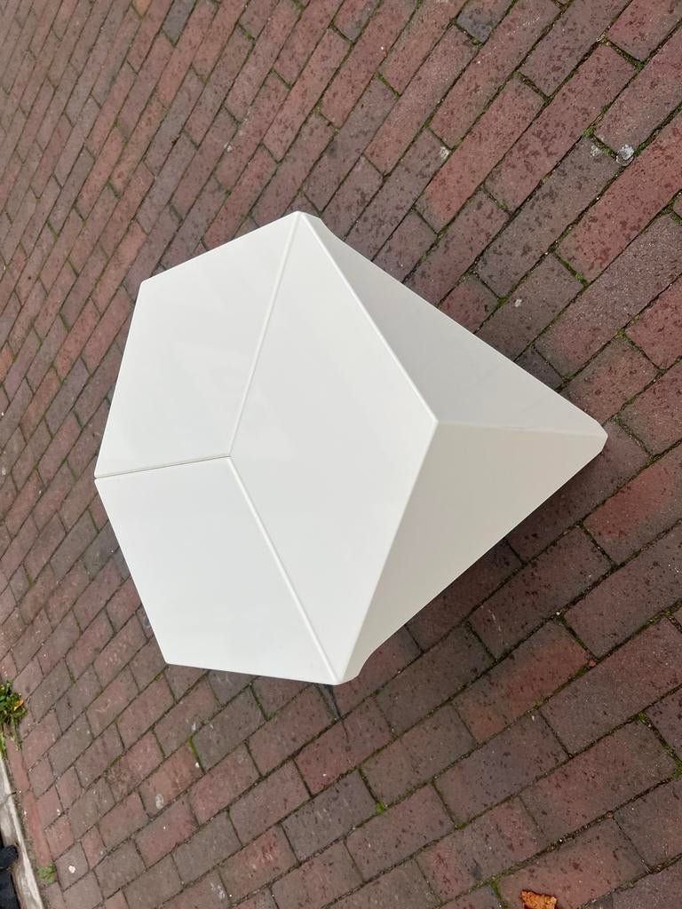 Nieuw Vitra prismatic Table Wit Design tafel, Huis en Inrichting, Tafels | Bijzettafels, Ophalen of Verzenden, Nieuw, Rechthoekig