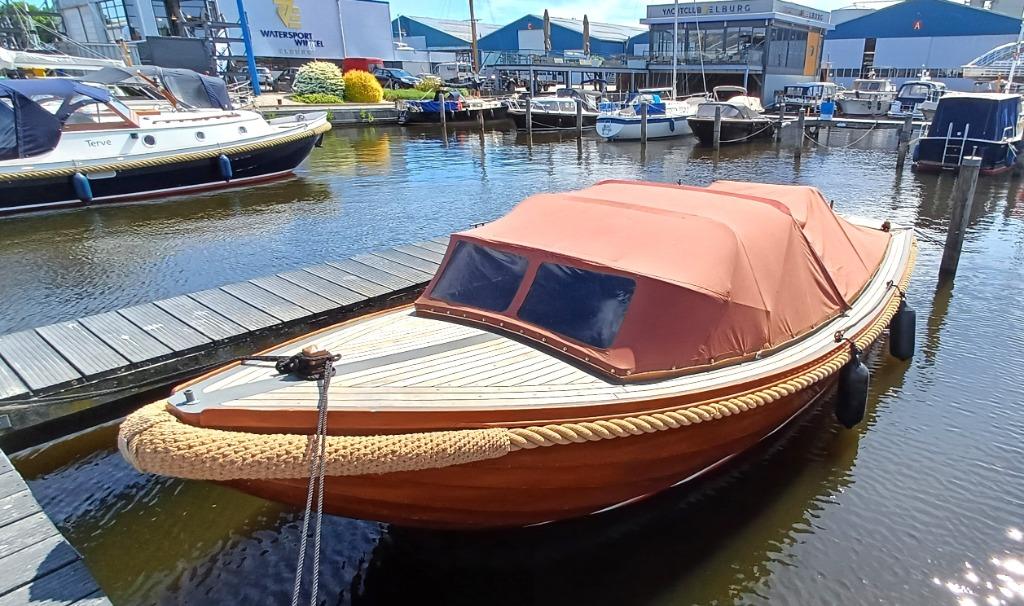 Helderse Vlet 7.50 x 3.00 x 0.60 (bouwjaar 1965), Watersport en Boten, Sloepen, Ophalen, Gebruikt, Binnenboordmotor, 6 meter of meer