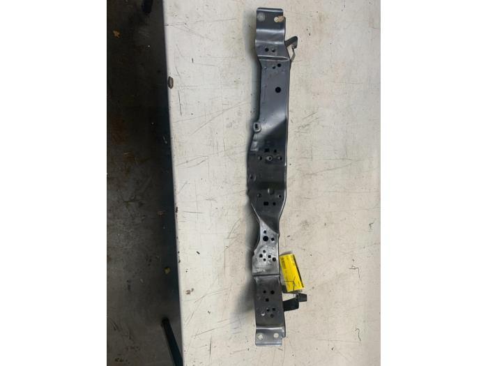 Chassisbalk voor van een Honda HR-V, Ophalen of Verzenden, 3 maanden garantie, Gebruikt, Honda