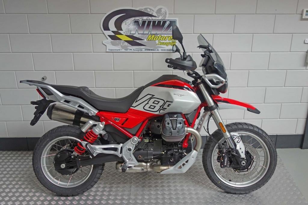 MOTO GUZZI V 85 TT, 853 cc, 2 cilinders, Moto Guzzi, Motorrijbewijs A