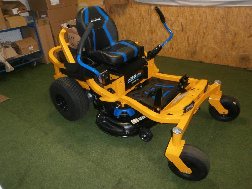 nieuwe  Cub Cadet E-Zeroturn XZ5 EL107 accu  maaier, Tuin en Terras, Zitmaaiers, Cub cadet, Nieuw, Ophalen of Verzenden, Mulchfunctie