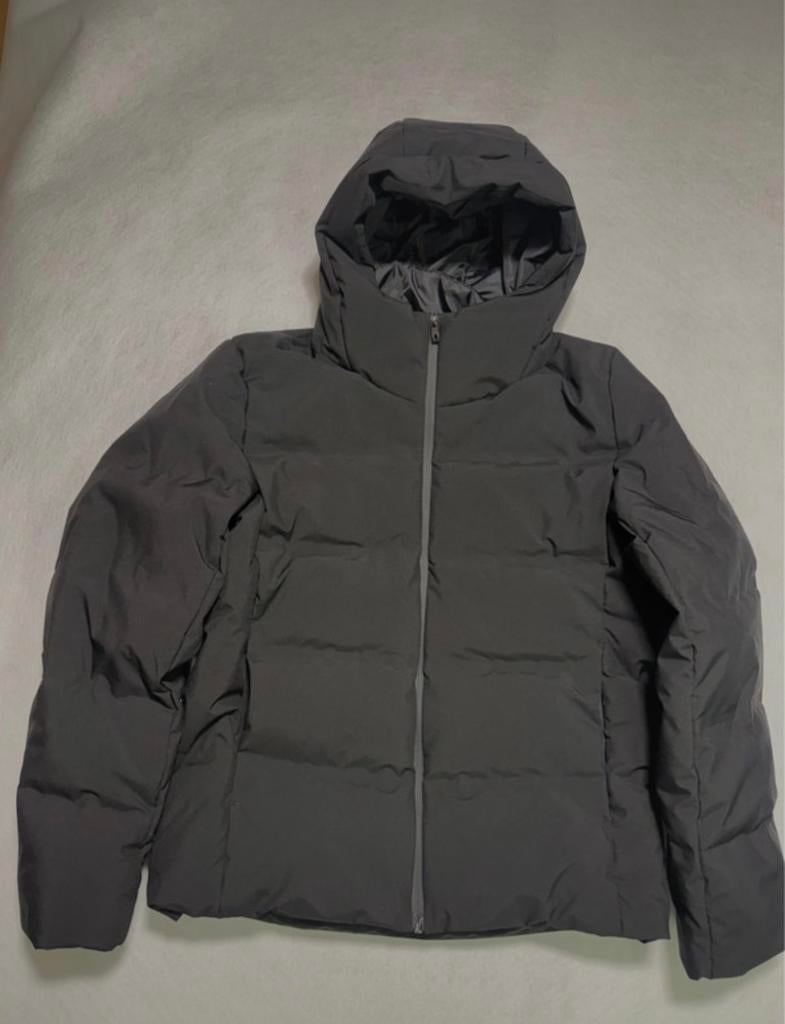 Uniqlo Jas - Stijlvol en Warm, Kleding | Dames, Ophalen of Verzenden, Zo goed als nieuw, Maat 38/40 (M), Zwart