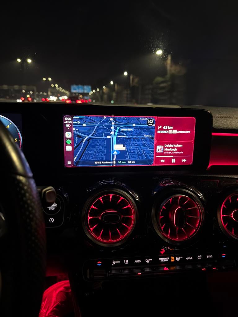 Mercedes CarPlay Volledig Scherm Upgrade, Auto diversen, Autonavigatie, Zo goed als nieuw, Ophalen of Verzenden