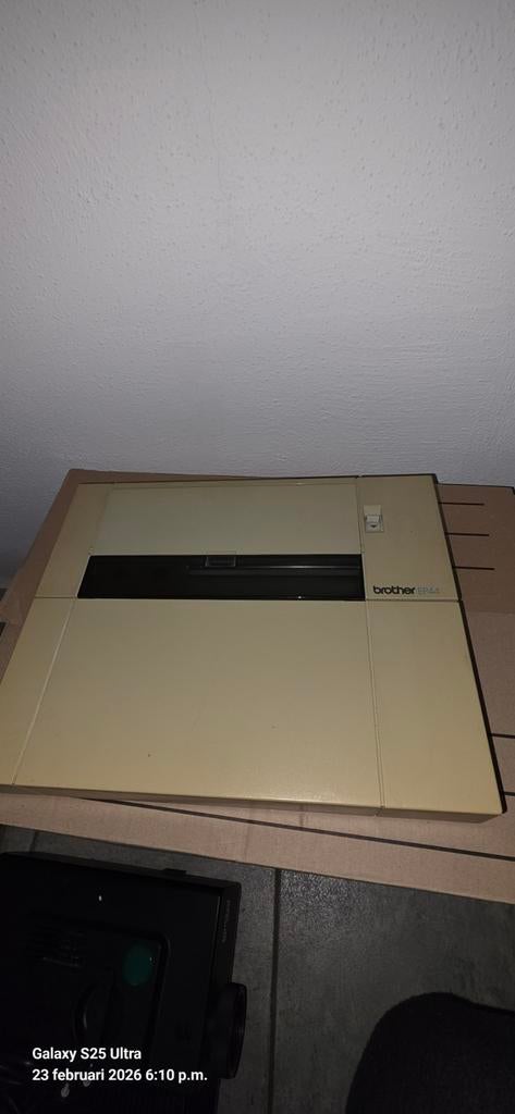 Brother elektronische typemachine, Ophalen of Verzenden, 14 inch