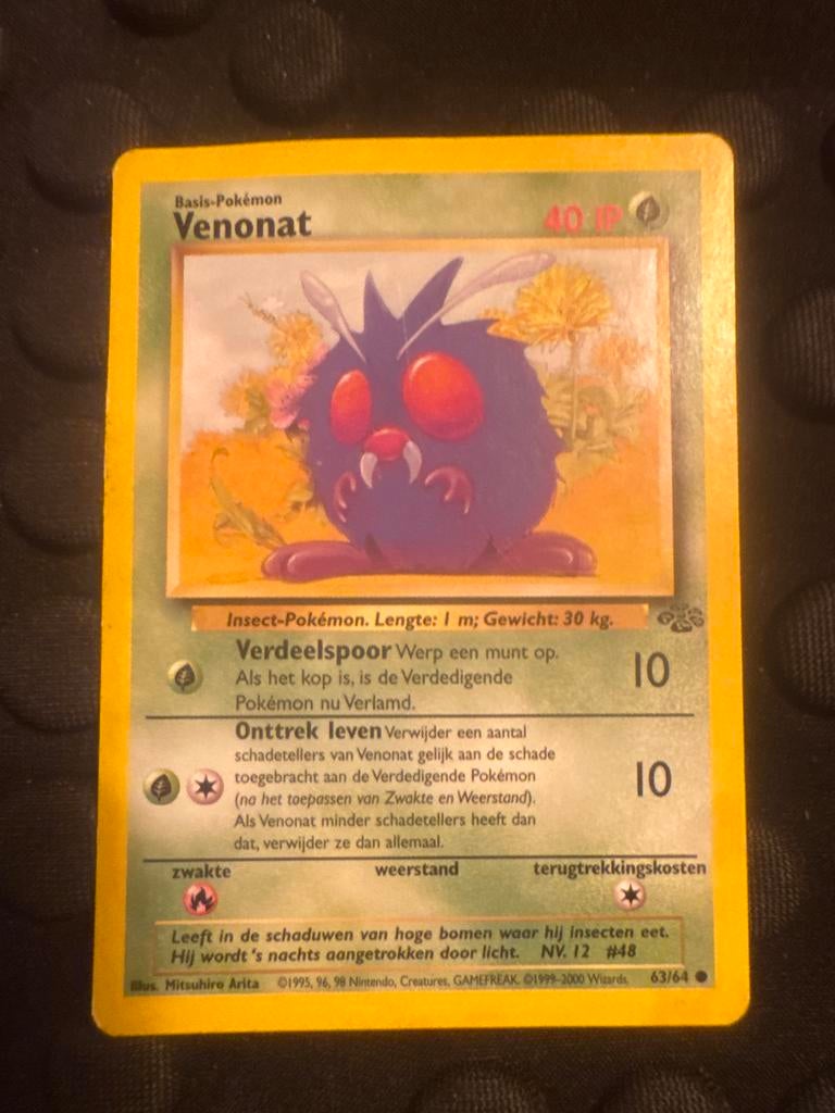 Venonat Pokemon kaart - Gebruikt 63/64 1st edition, Ophalen of Verzenden, Gebruikt, Losse kaart