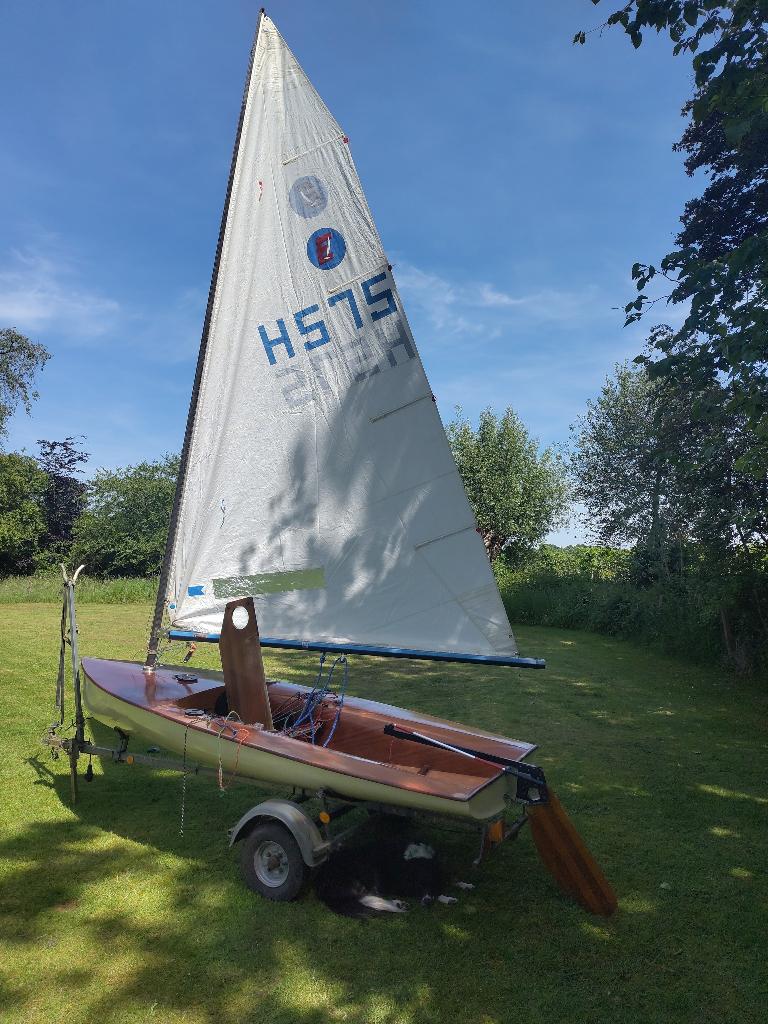 Europe H575, Ophalen, Gebruikt, Polyester, Inclusief trailer