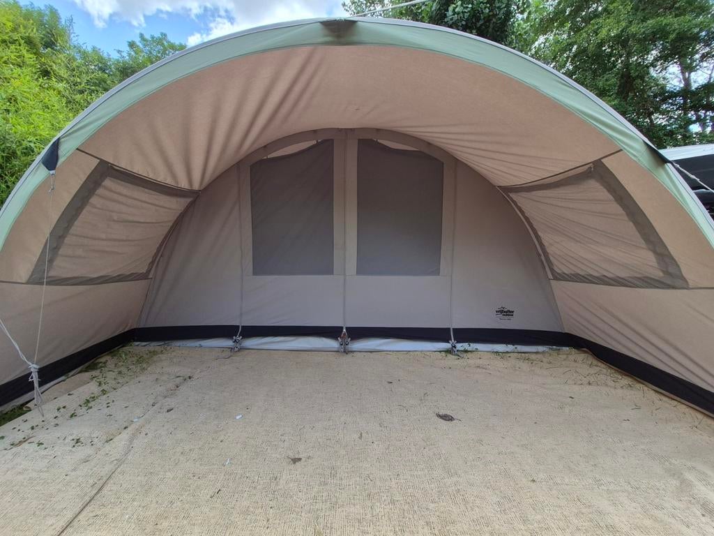 Vrijbuiter Tannon 460 tunneltent - 4,5 x 7m, Caravans en Kamperen, Tenten, Ophalen, Tot en met 4