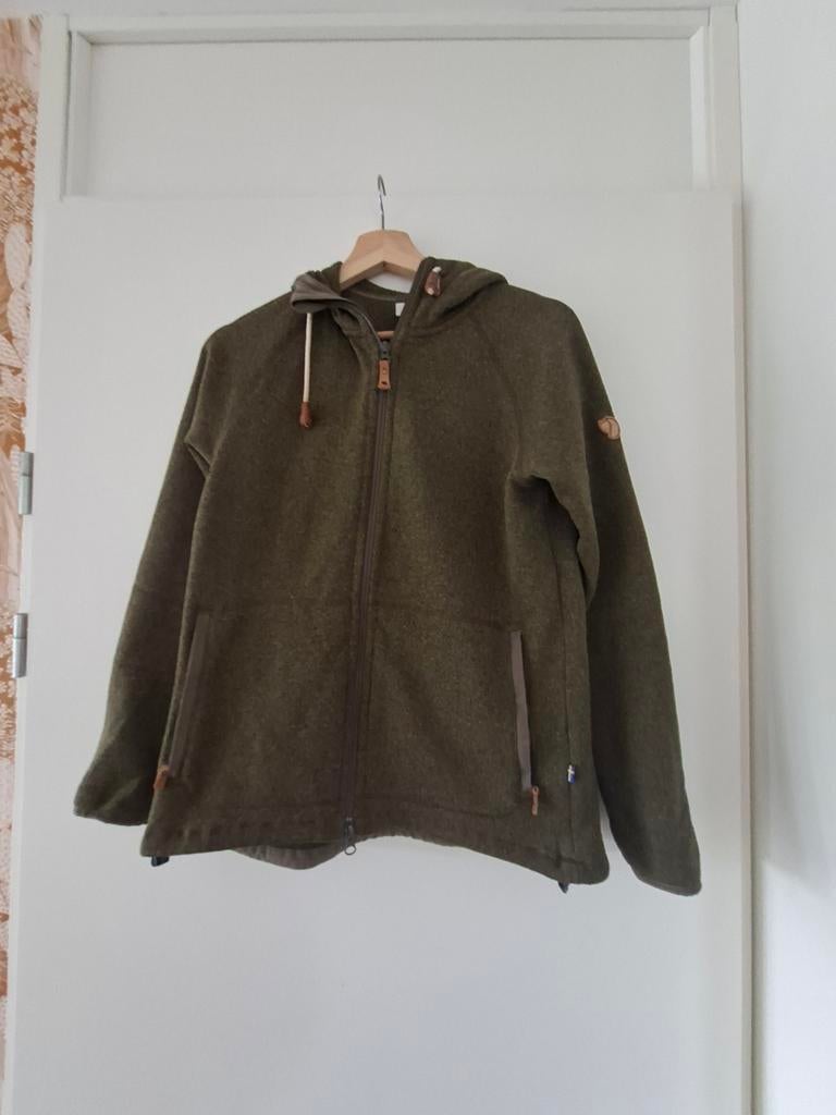 Fjällräven Övik Fleece Donkergroen Dames maat s als nieuw, Fjällräven, Ophalen of Verzenden, Gedragen, Groen