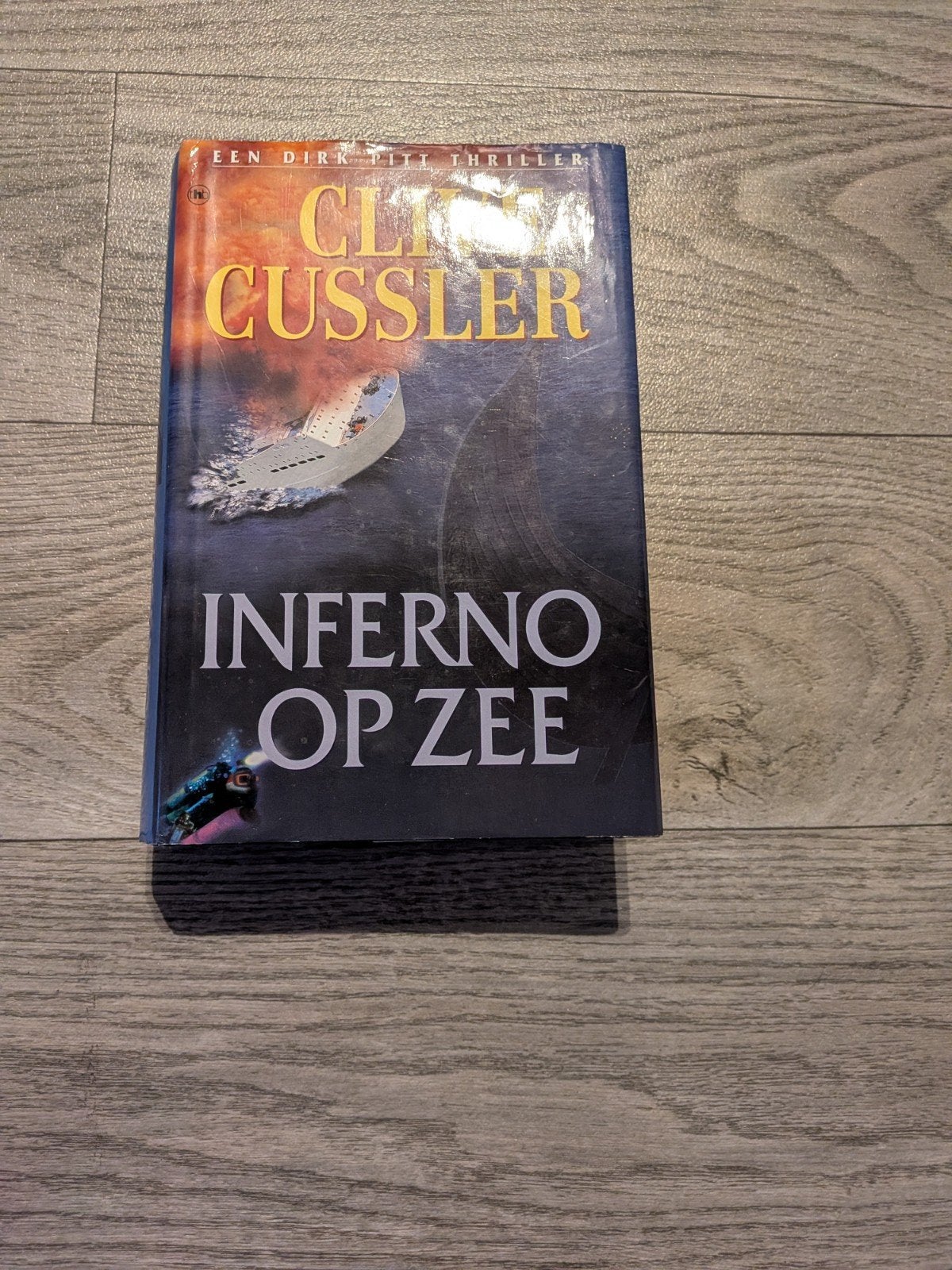 Clive Cussler - Inferno op Zee (Dirk Pitt Thriller), Boeken, Ophalen of Verzenden