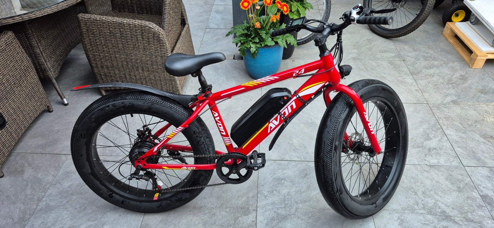 Avon E-bike Fatbike Rood - Zo goed als nieuw, Ophalen, Zo goed als nieuw, Minder dan 30 km per accu