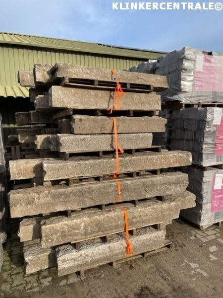 180m1 grijs met spikkel granietbanden natuursteen, borders, Bij dit gebruikte product niet meer te achterhalen., Gebruikt, Verzenden