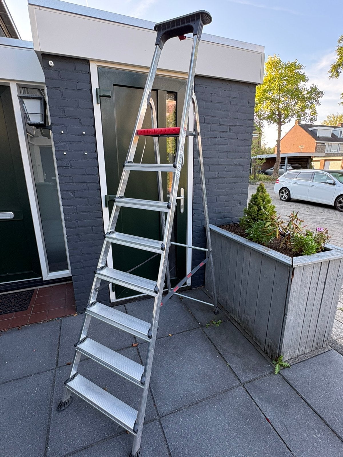 Altrex trap 255cm, Ophalen, Zo goed als nieuw, Minder dan 2 meter