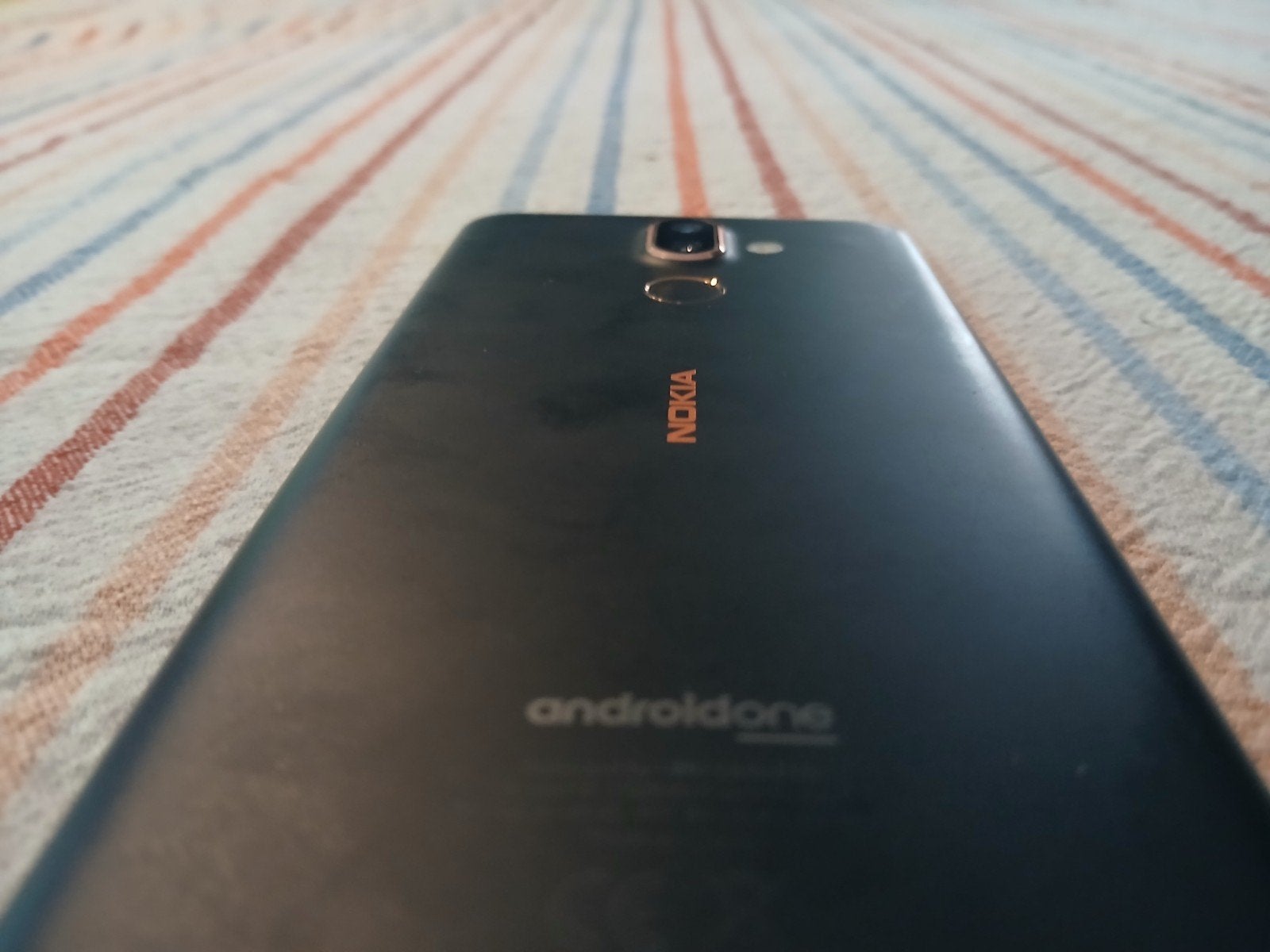 Nokia 7 Plus - Licht gebruikt met kleine barst, Gebruikt, Zwart, Touchscreen, Ophalen of Verzenden