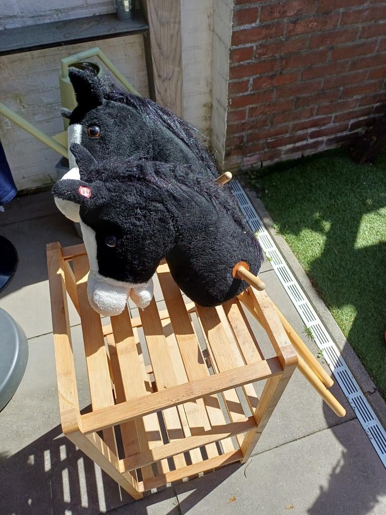 2 Stokpaardjes Hobbyhorse - Zwart en Wit, Ophalen, Gebruikt, Jongen of Meisje