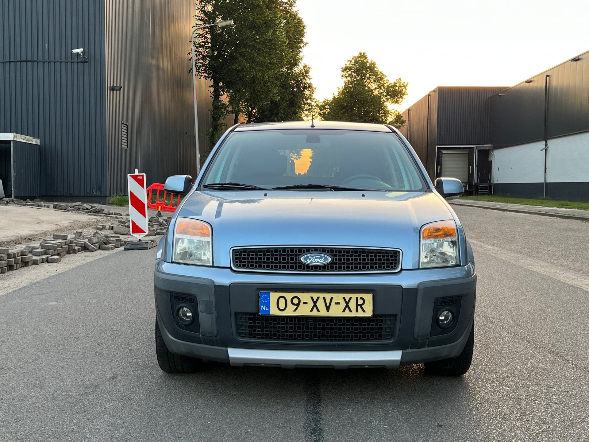 Ford Fusion 1.6-16V Crossroad/ONDERHOUDEN, Auto's, Voorwielaandrijving, 1596 cc, Gebruikt, Metallic lak